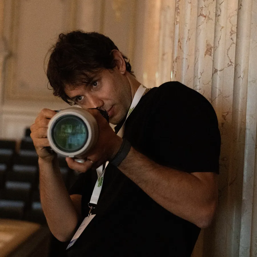 Matteo Fain with a camera
